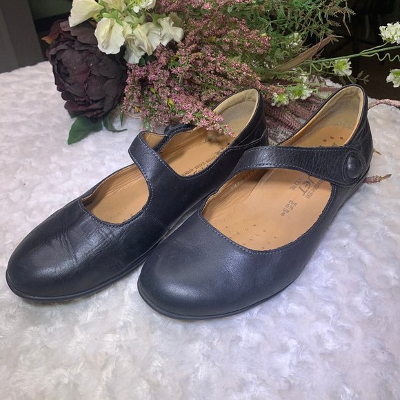 Mephisto Air-Jet Mary Janes Black sz 8 - Picture 2 of 5